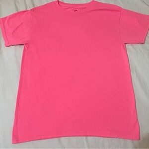 Small women t shirt. Hot pink. Hanes. Craft shirt